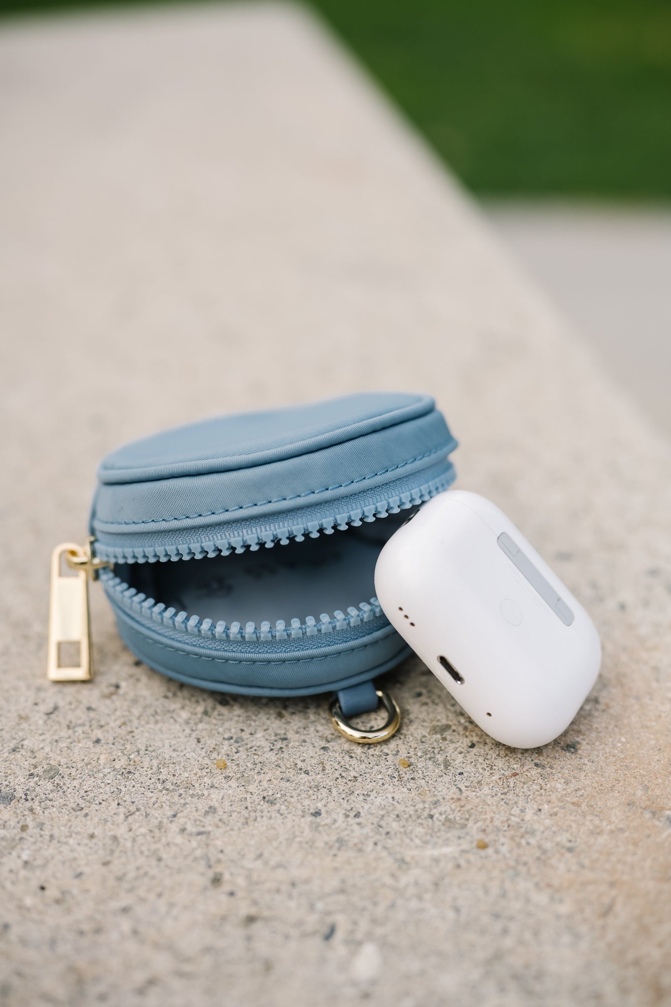 Circle Zip Pouch — Dusty Blue (Pre-Order: Ships Mid May)